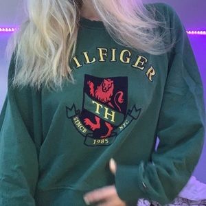 green tommy hilfiger crewneck